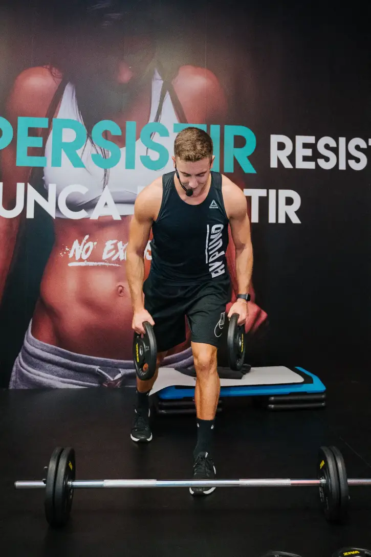 sermais_26_man_classes_pump_compressed